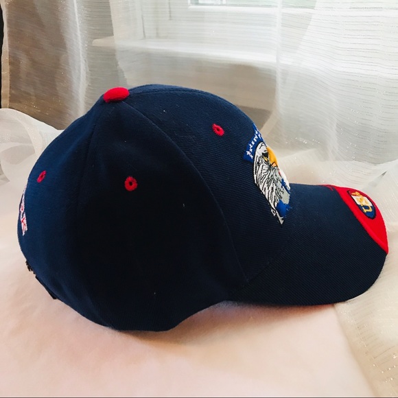 A VERY PATRIOTIC 🇺🇸 BASEBALL CAP 🇺🇸NWOT!! 🇺🇸 - Picture 7 of 8